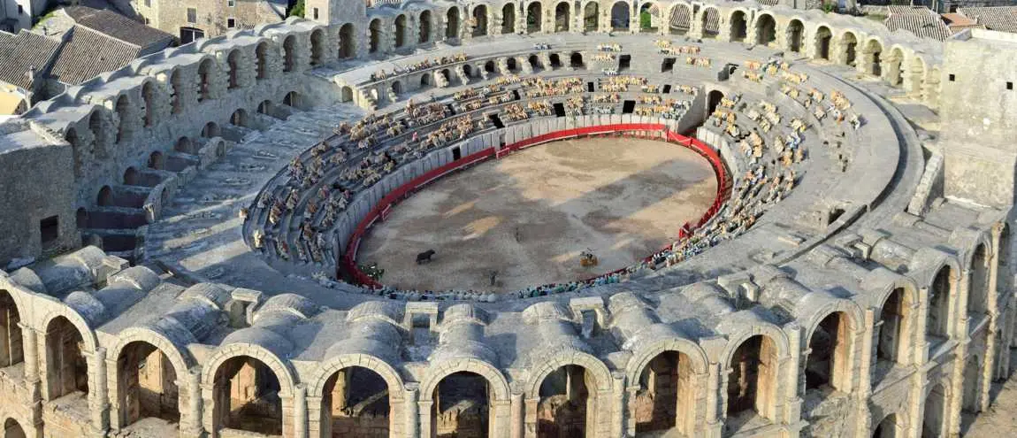 Excursion Arles au départ de Marseille