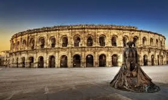 Nîmes excursion from Marseille